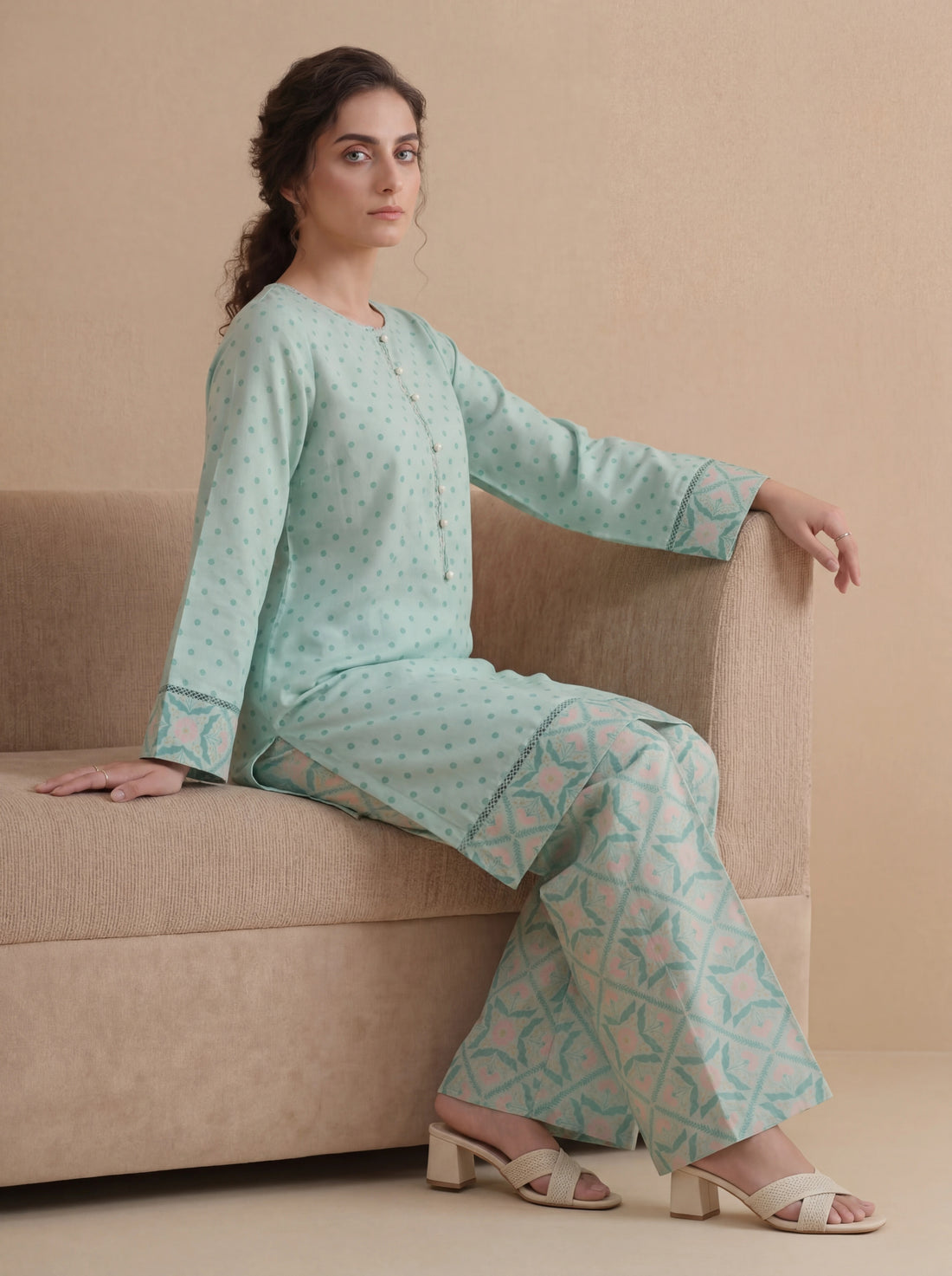 SOFT GREEN